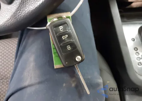 2014 Volkswagen Jetta 2.0L Tdi Value Edition z USA, uszkodzony, nr VIN 3VWLL7AJXEM332047